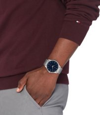 Pánske hodinky Tommy Hilfiger TH1710468 kovové